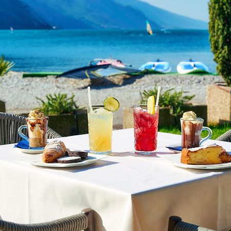 Hotel Lido Blu - Surf & Bike Torbole Sul Garda Bagian luar foto