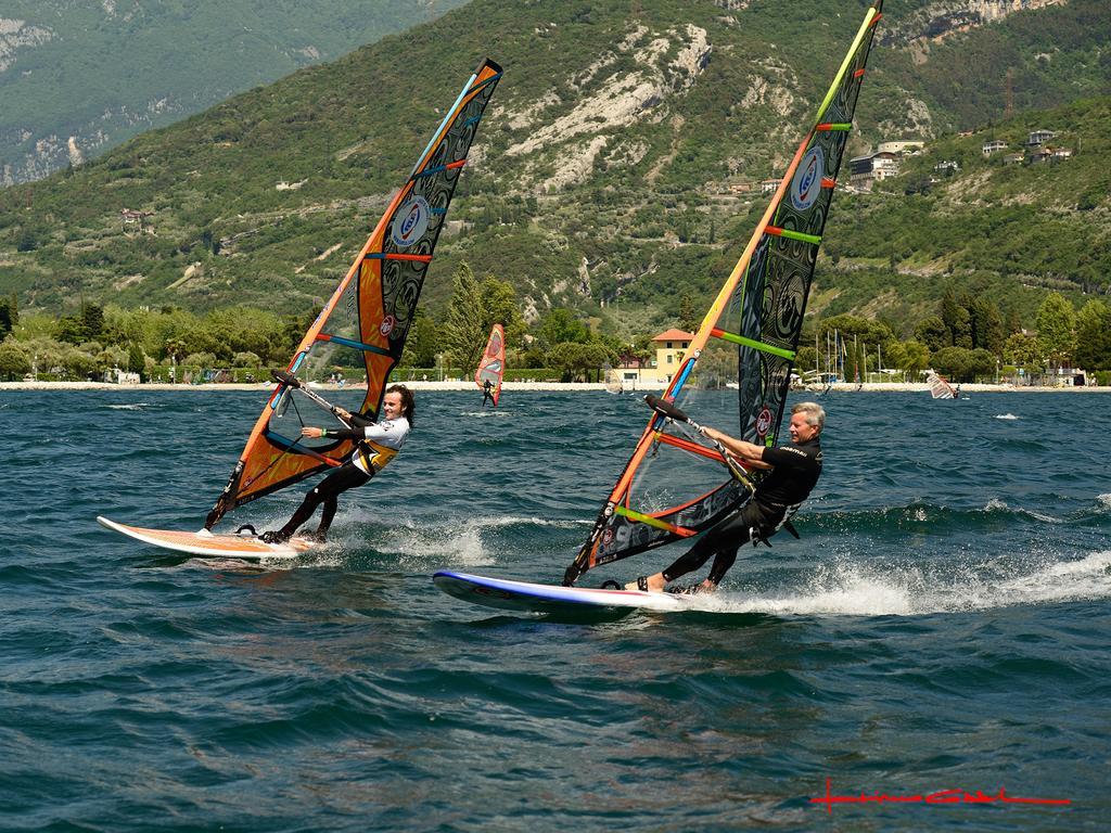 Hotel Lido Blu - Surf & Bike Torbole Sul Garda Bagian luar foto