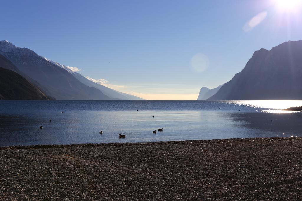 Hotel Lido Blu - Surf & Bike Torbole Sul Garda Bagian luar foto
