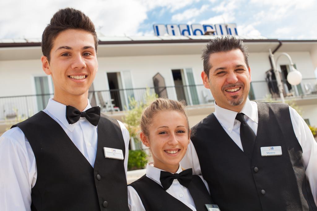 Hotel Lido Blu - Surf & Bike Torbole Sul Garda Bagian luar foto
