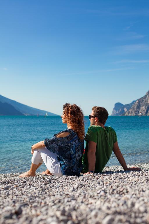 Hotel Lido Blu - Surf & Bike Torbole Sul Garda Bagian luar foto
